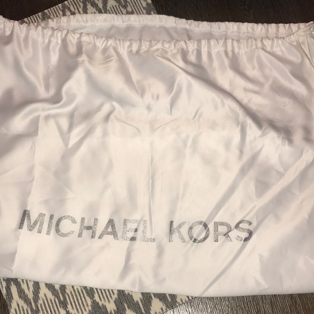 MK bag - Picture 4 of 4